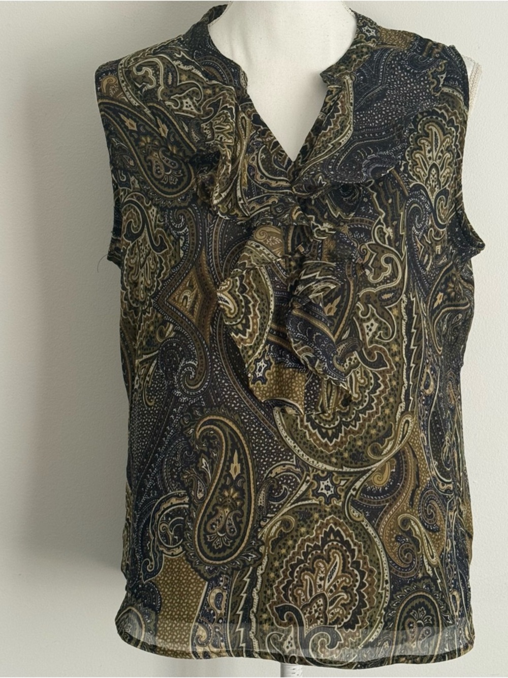 Tommy Hilfiger Paisley Ruffle Sleeveless Blouse Women’s Size Medium